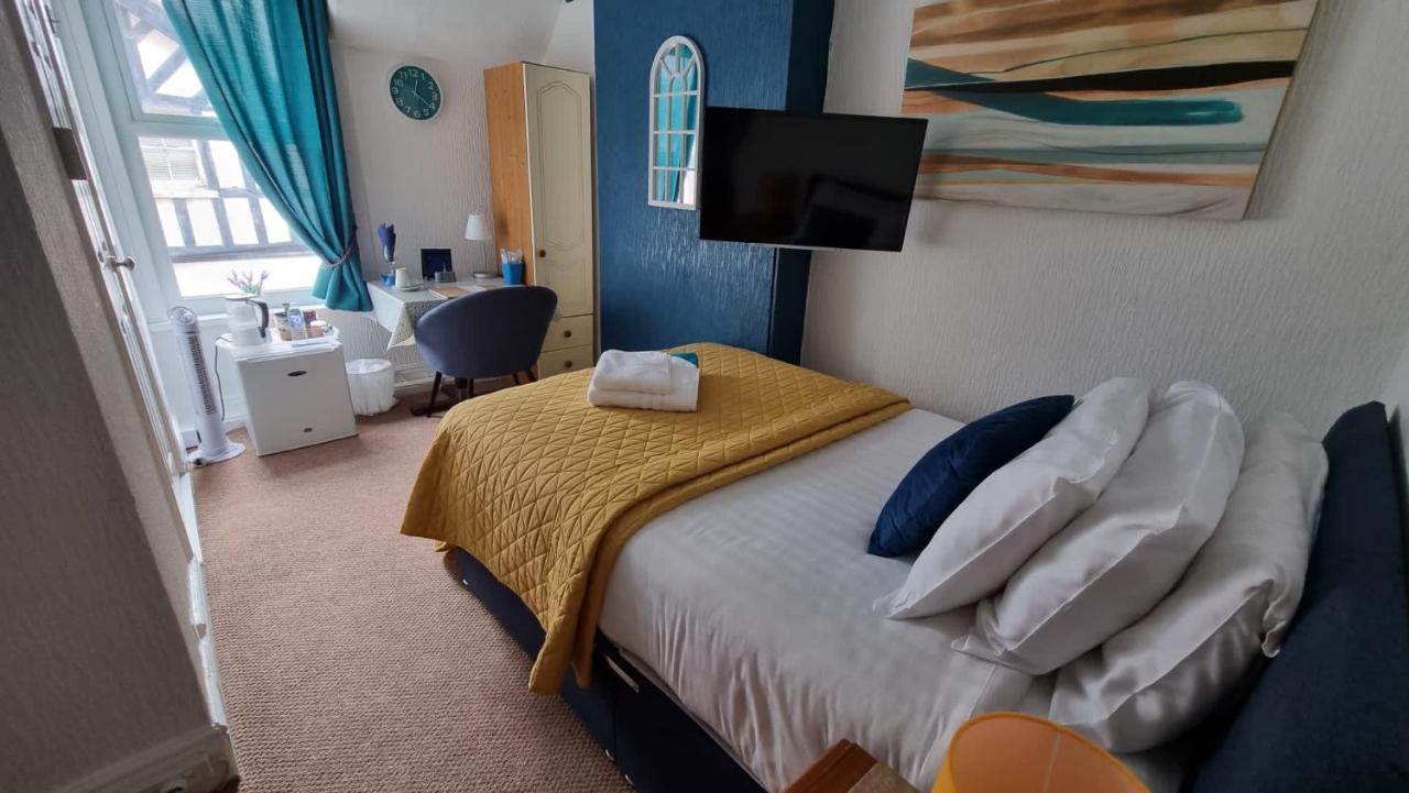 The Tilstone Guest House Llandudno Bagian luar foto