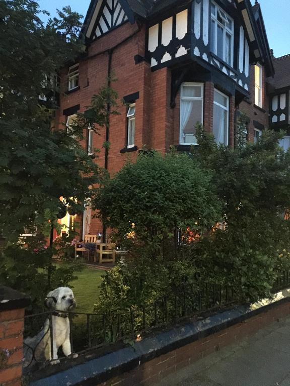 The Tilstone Guest House Llandudno Bagian luar foto