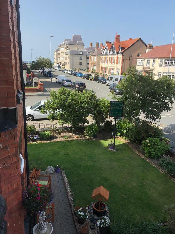 The Tilstone Guest House Llandudno Bagian luar foto