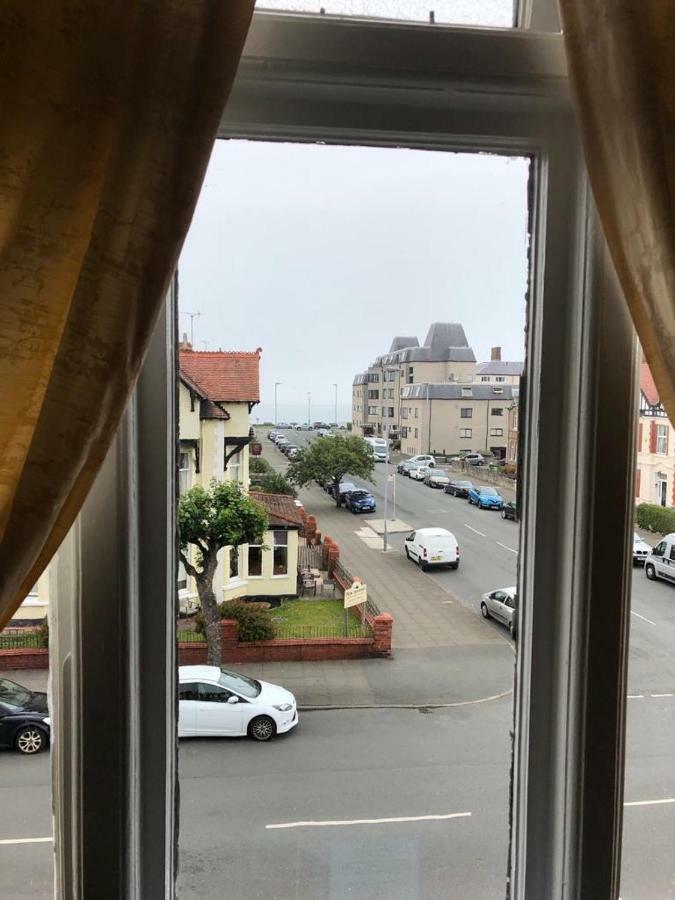 The Tilstone Guest House Llandudno Bagian luar foto